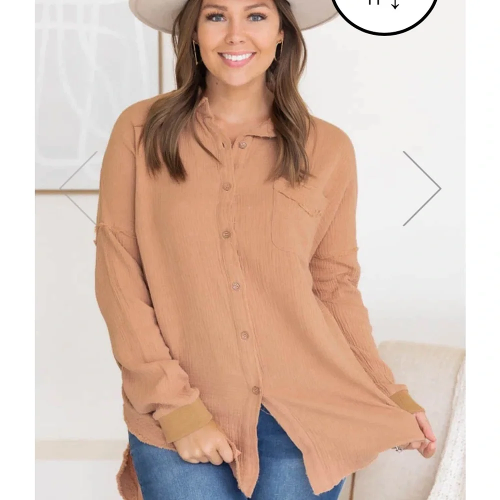PINK LILY LET ME ADORE YOU RUST BUTTON FRONT GAUZE BLOUSE TAN S NWT IN PKG